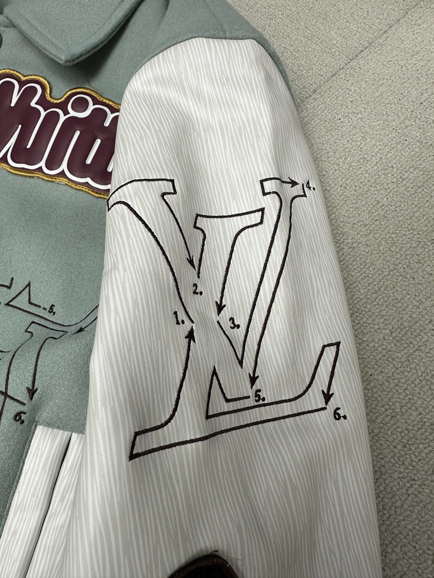 L*V Louis Vuitt*on Top Quality 1:1 Jacket