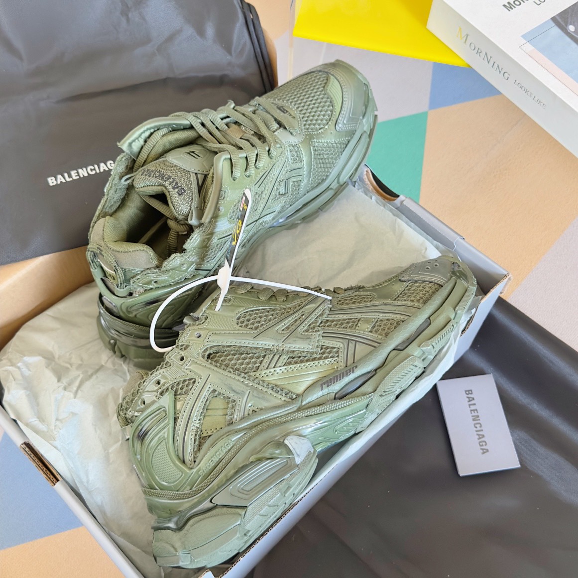 WOMEN SIZE 35-39 Men SIZE 39-45 B*alenciaga Sneaker Top quality 1:1