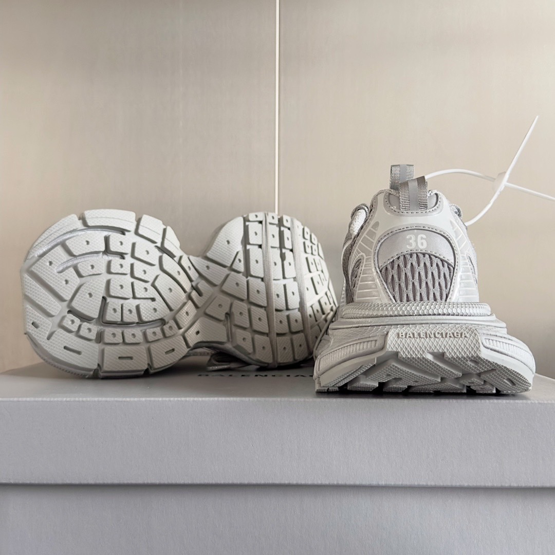 WOMEN SIZE 35-39 Men SIZE 39-45 B*alenciaga Sneaker Top quality 1:1