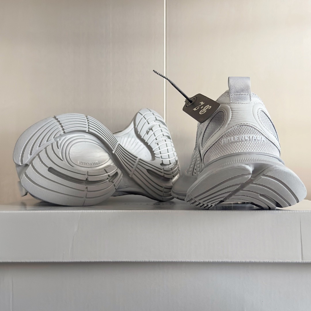 WOMEN SIZE 35-39 Men SIZE 39-45 B*alenciaga Sneaker Top quality 1:1