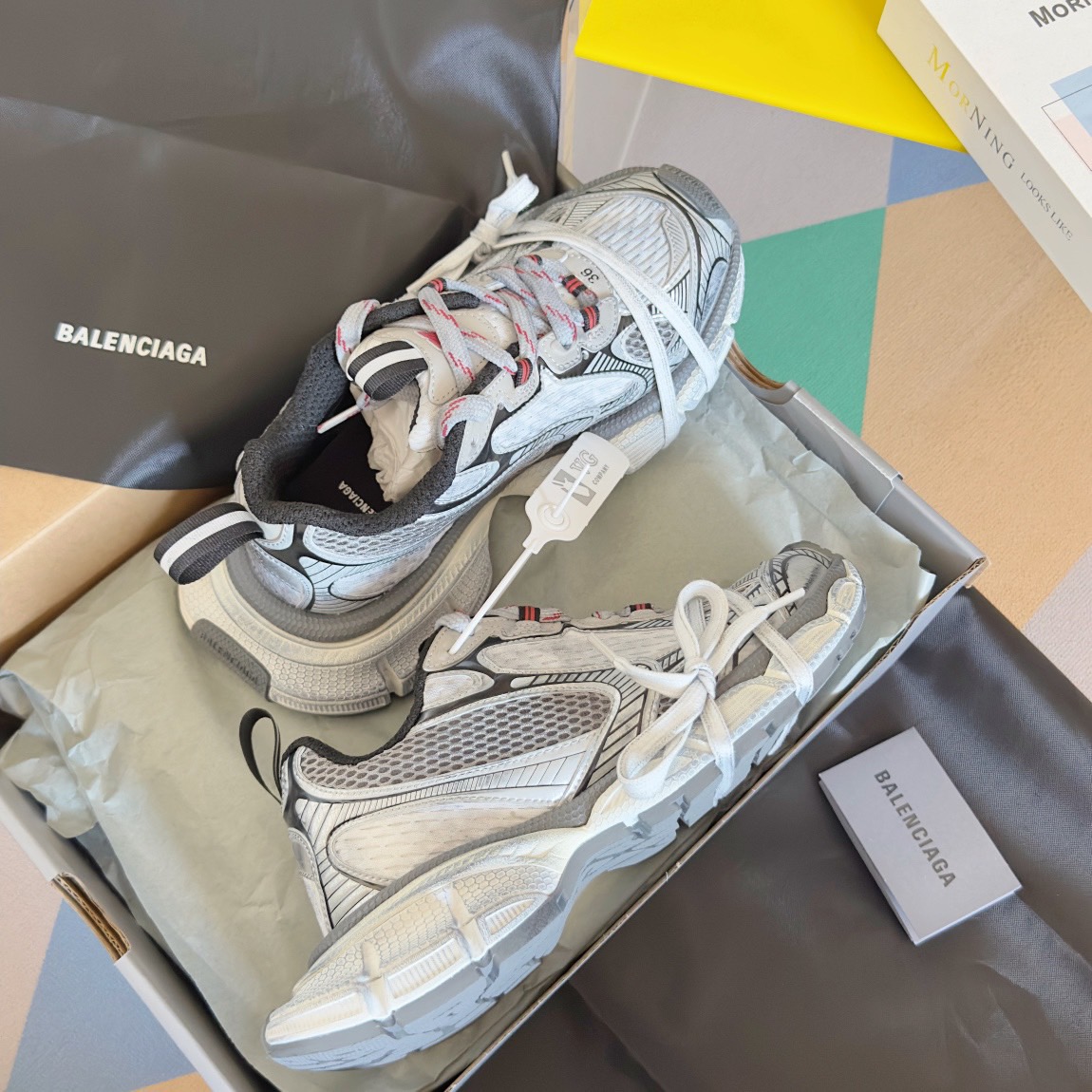 WOMEN SIZE 35-39 Men SIZE 39-45 B*alenciaga Sneaker Top quality 1:1