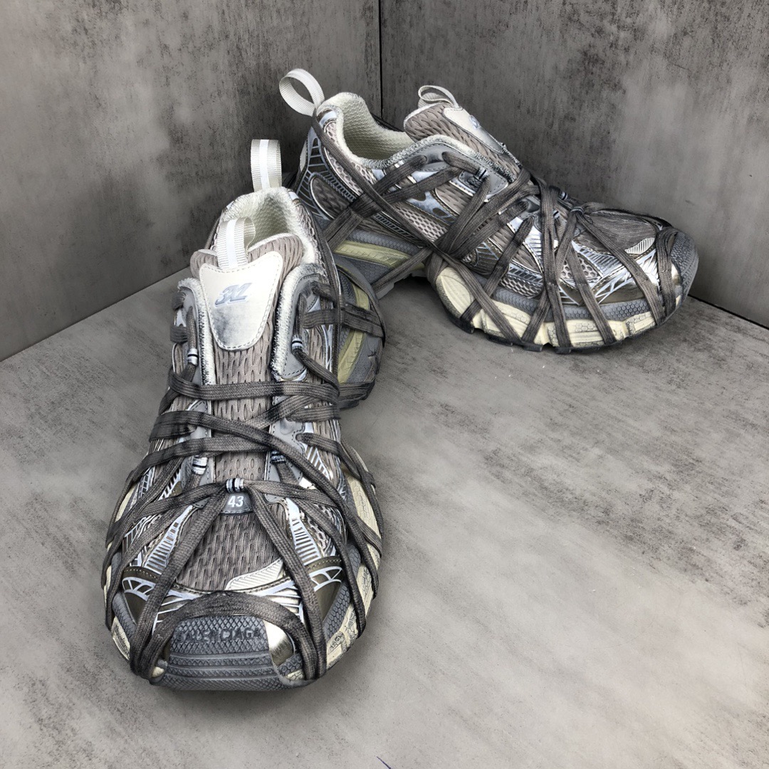 WOMEN SIZE 35-39 Men SIZE 39-45 B*alenciaga Sneaker Top quality 1:1