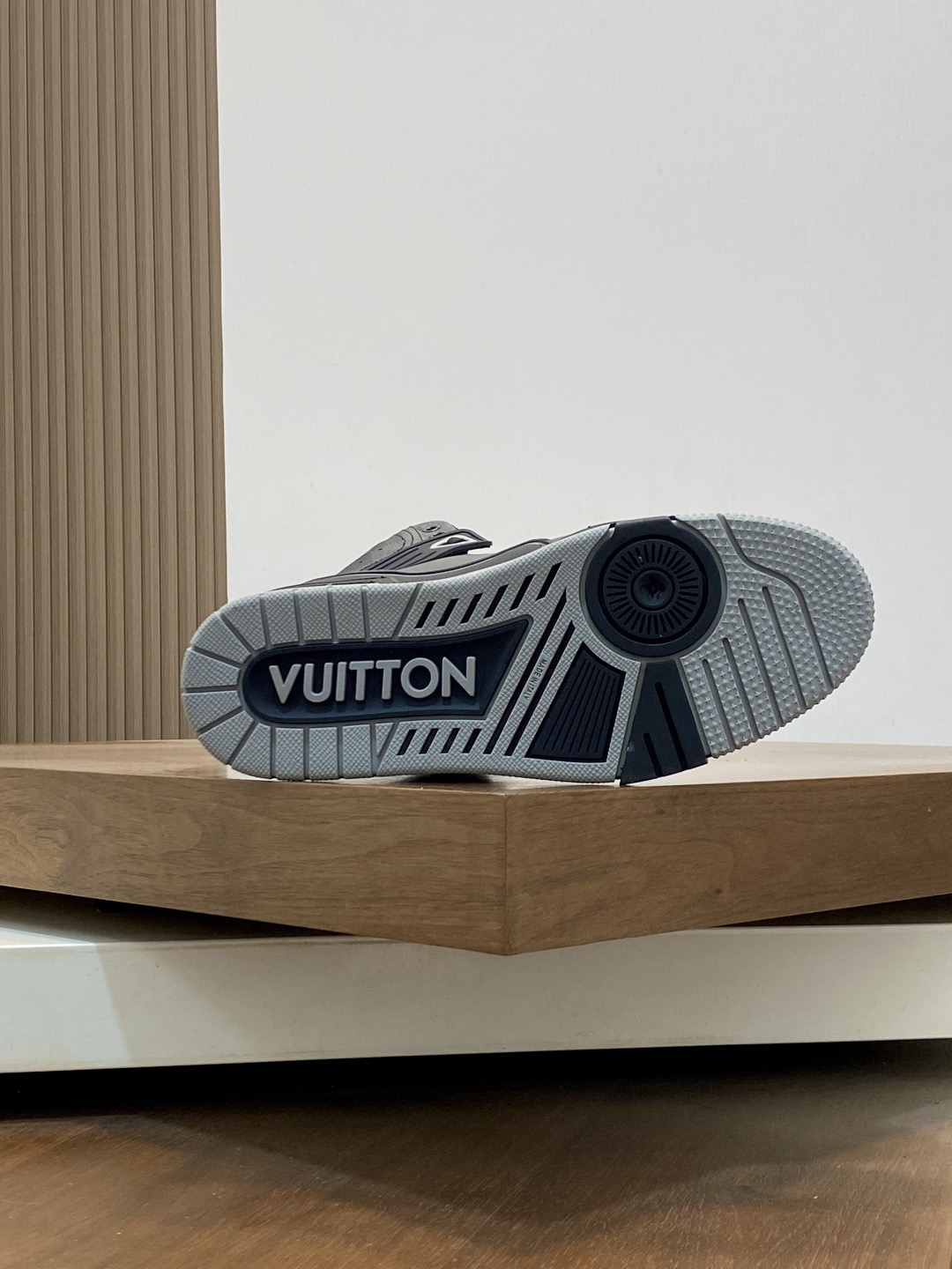 Men L*ouis V*uitton Top Sneaker L*V Shoes