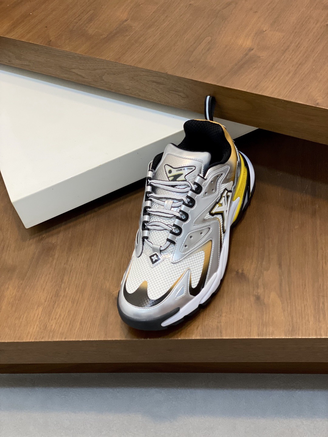 Men L*ouis V*uitton Top Sneaker L*V Shoes