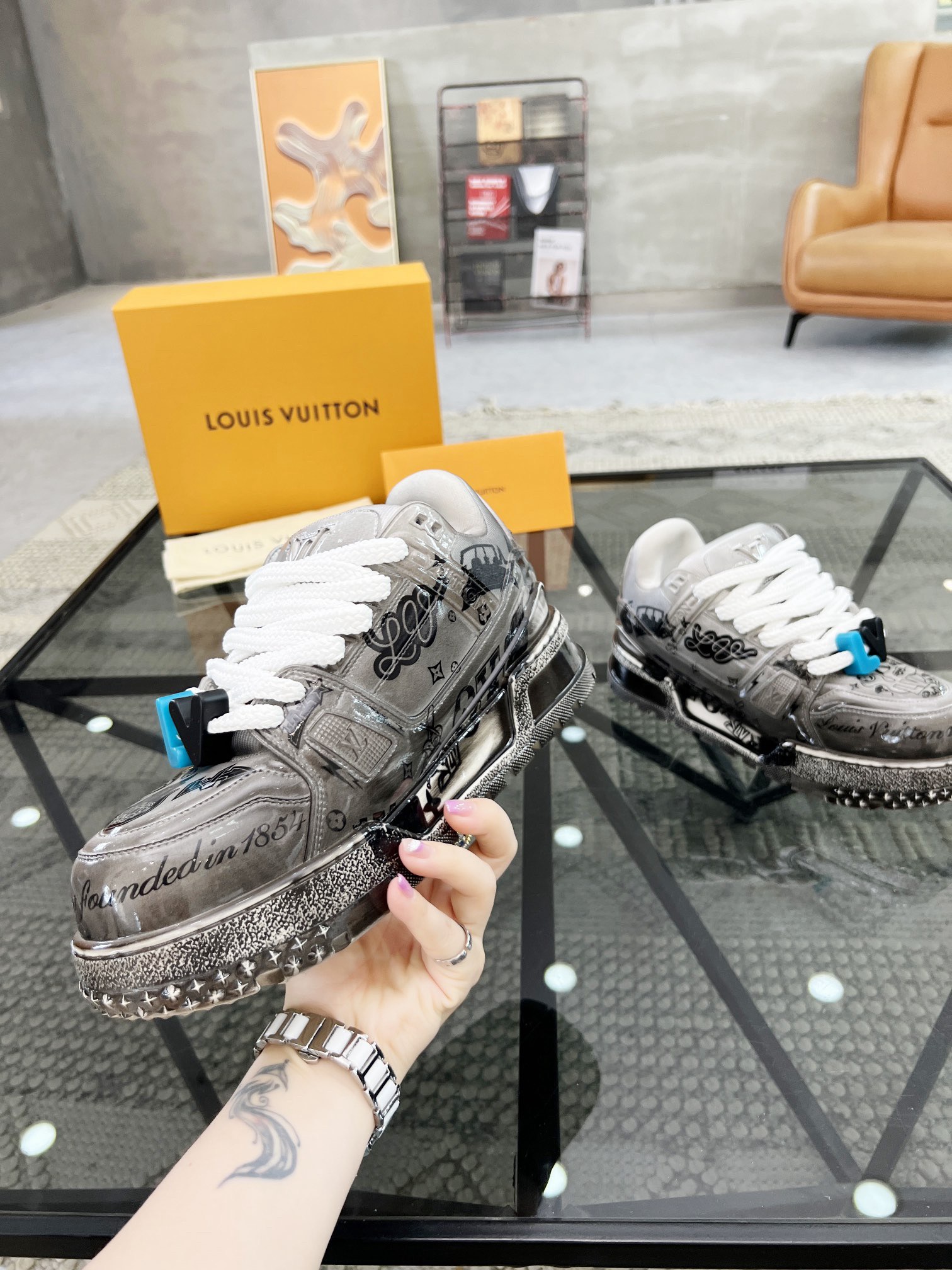 Men L*ouis V*uitton Top Sneaker L*V Shoes