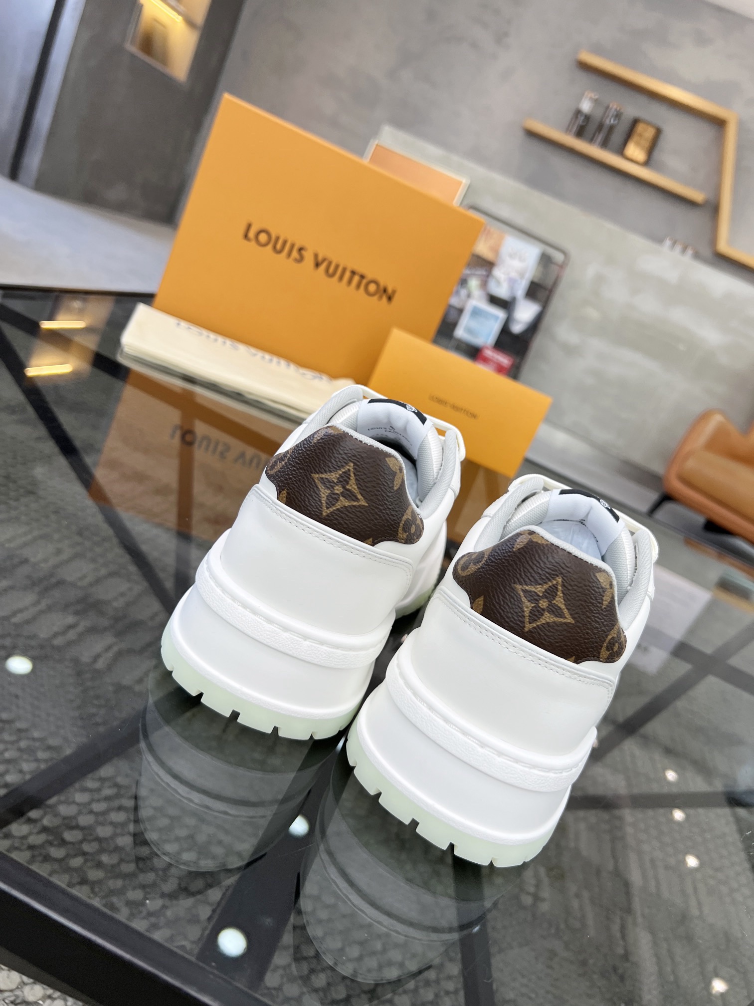 Men L*ouis V*uitton Top Sneaker L*V Shoes